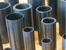 El Mejor Los tubos inconsútiles del acero de aleación de ASTM A335 P9 P11 P12 P21 P22 P91 P92 enrarecen la pared para la venta